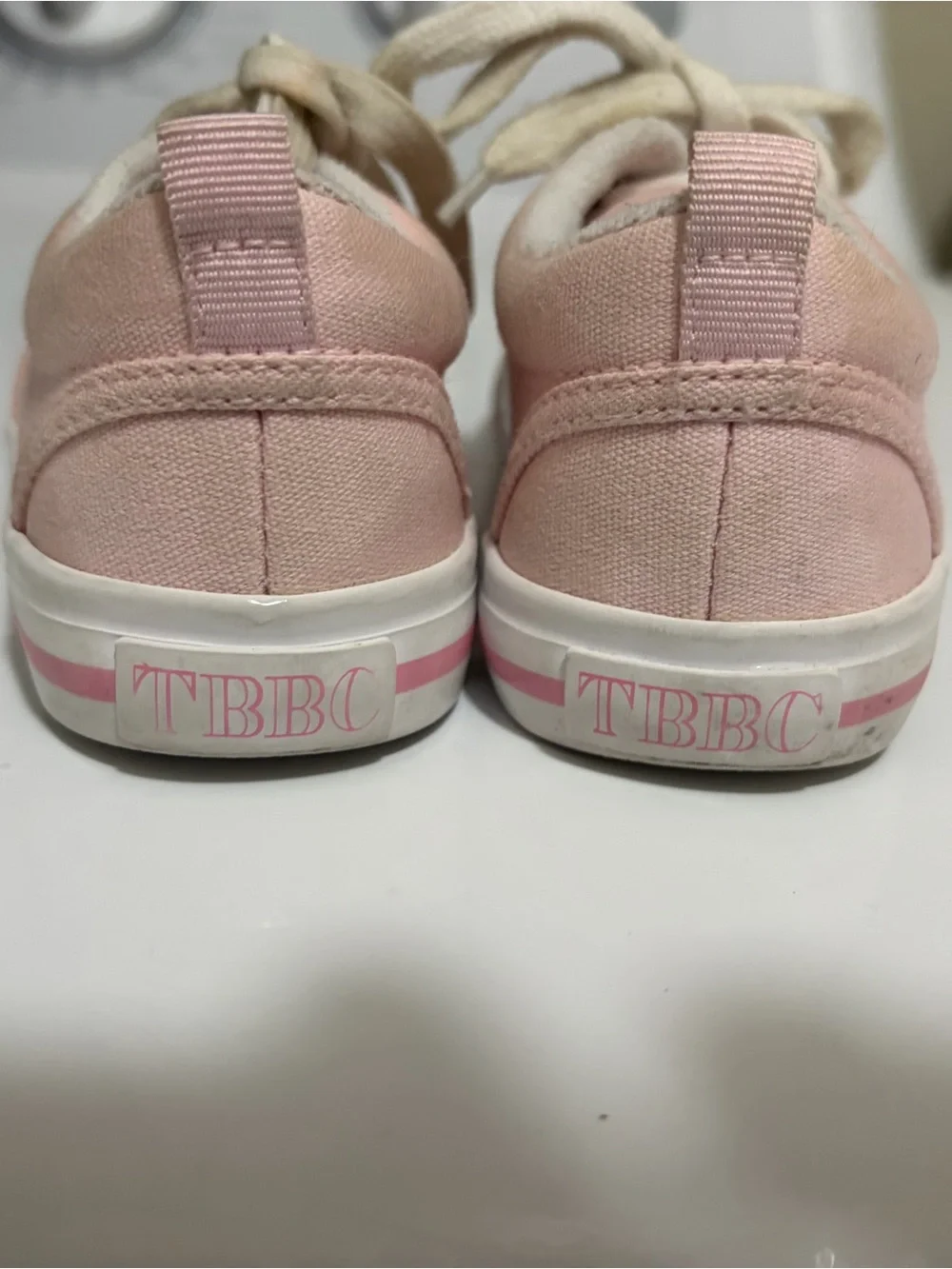The Beaufort Bonnet Company Pink Canvas Kids Sneakers with White Laces
